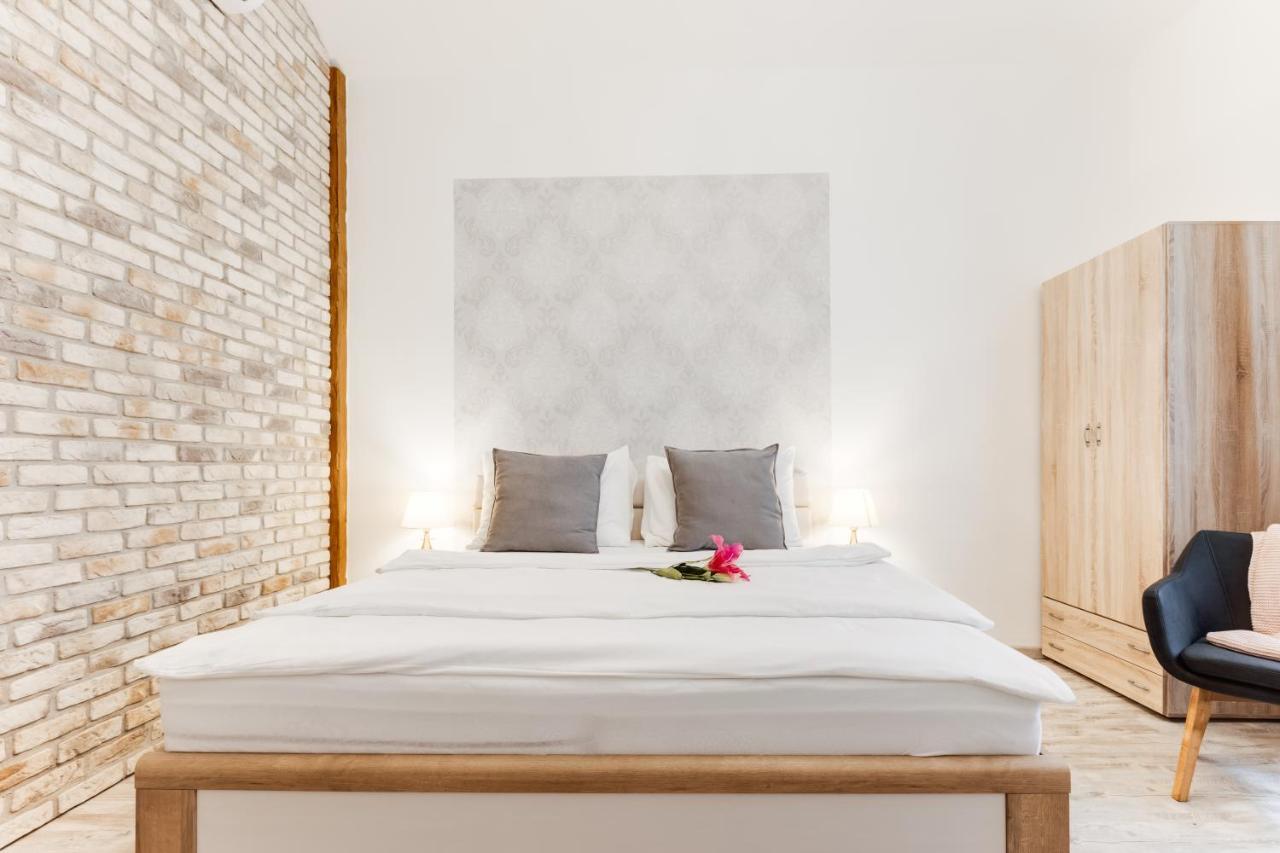 Dream Apt Prague Apartment Bagian luar foto